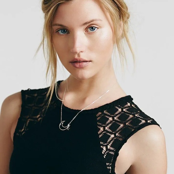 FREE PEOPLE BLACK CROCHET SLIT MIDI DRESS SIZE XS “AFTERNOON DELIGHT” - Picture 3 of 7